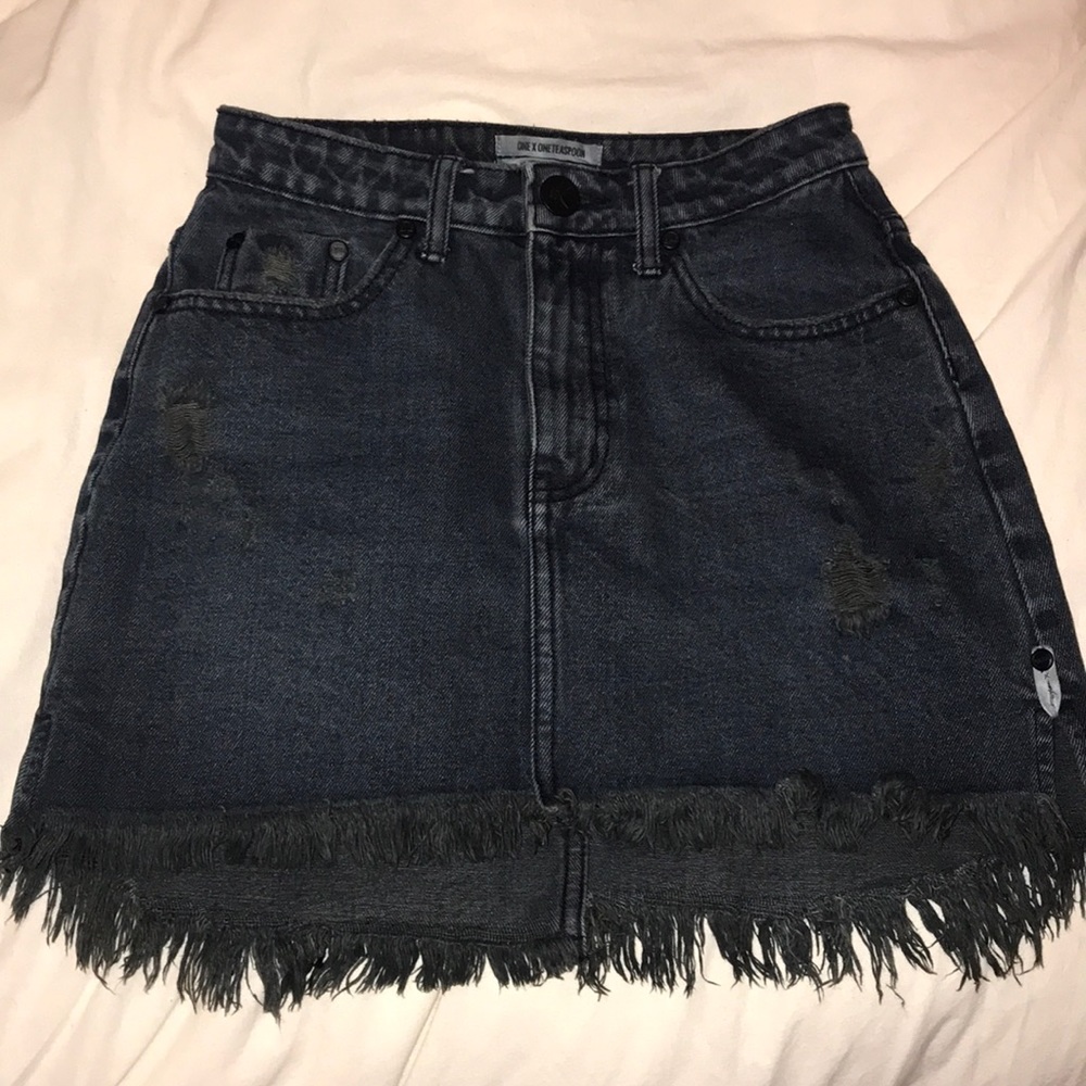 NWOT One Teaspoon Fox Black 2020 Mini Skirt - Picture 2 of 6
